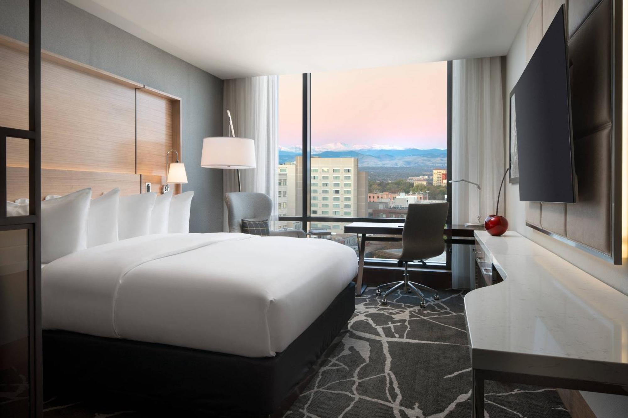 King Guest Room with Mountain View,1643198044:JPEG