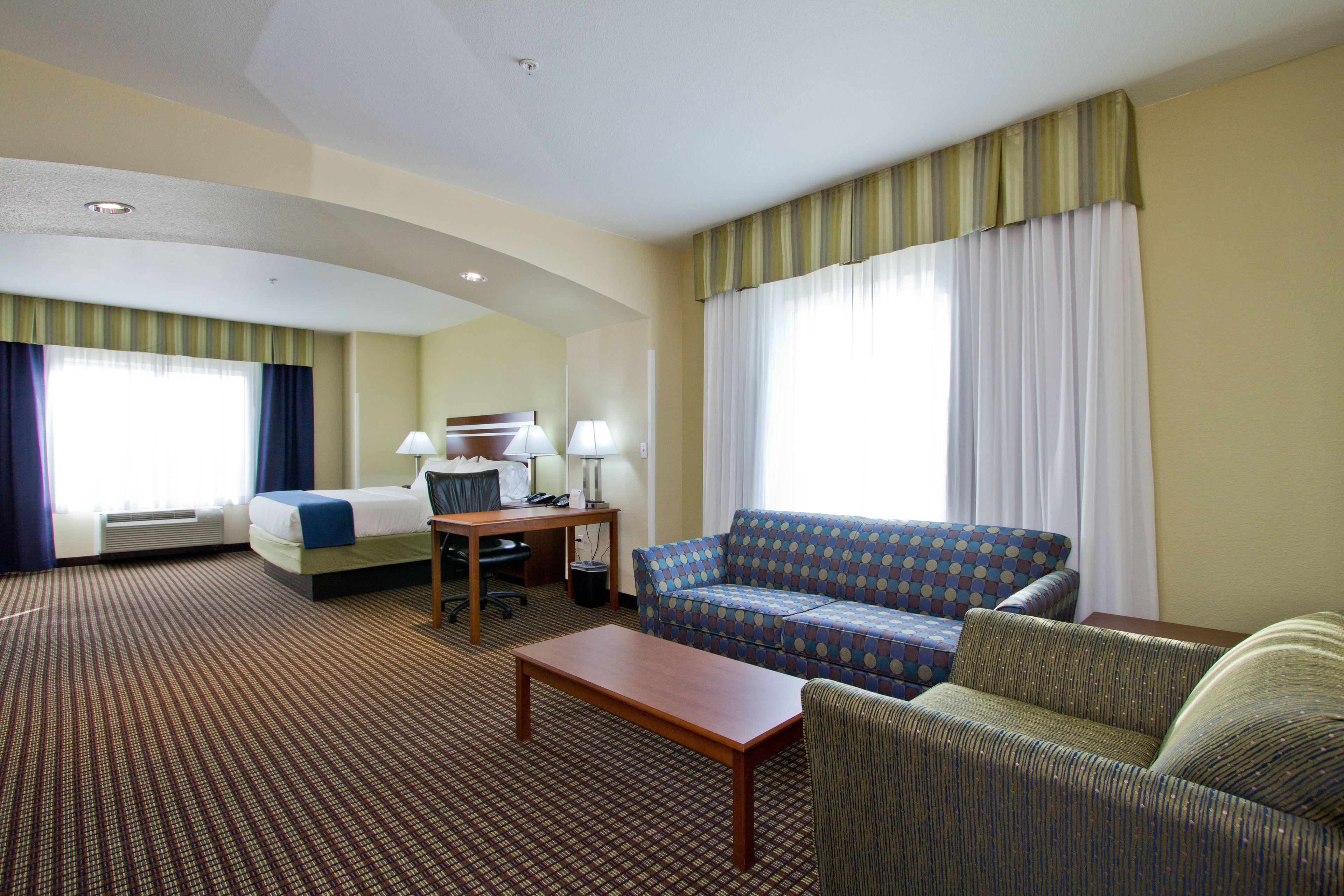 Standard King Room with Extra Floor Space,1281765688:JPEG