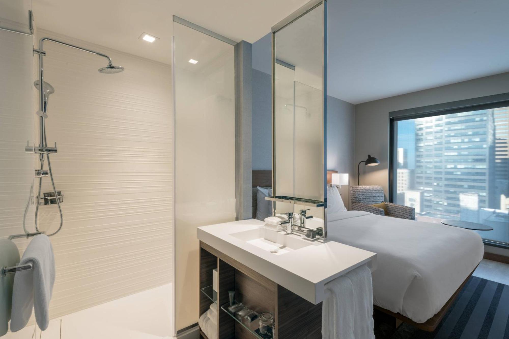 Classic King Room,1365361259:JPEG