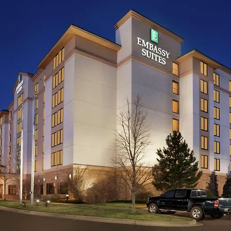 Embassy Suites By Hilton Denver International Airport-3