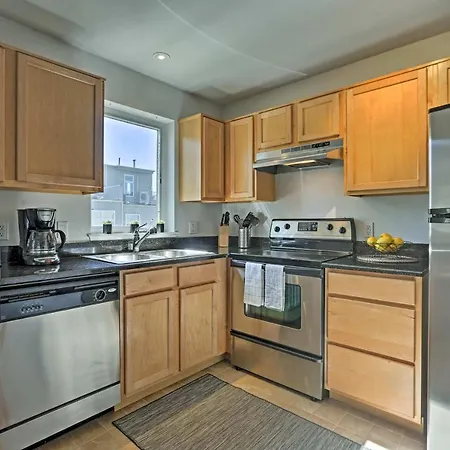 Lohi Apartment W/ Patio: 1 Mi To Downtown Denver!-3